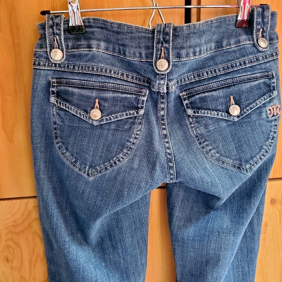 Miss Me Reminisce Women's Boot Cut Dark Wash Jeans Size 27 - Picture 5 of 14